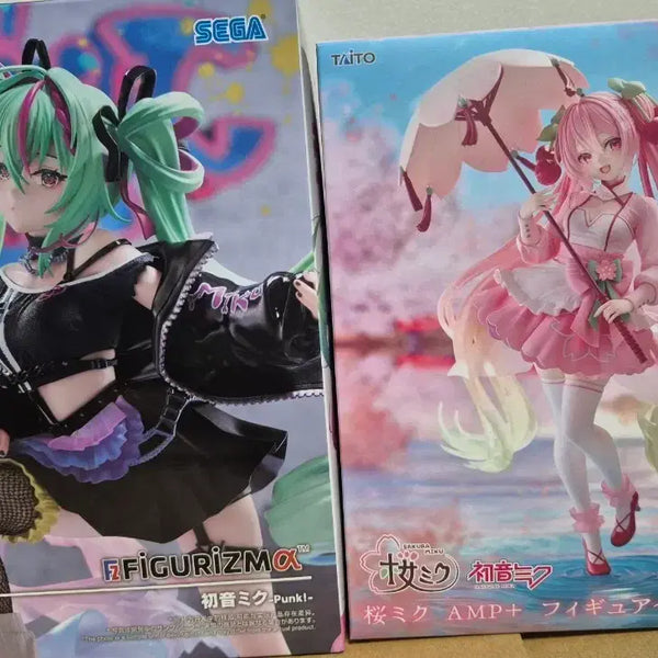 [BUNJANG] Hatsune Miku Punk Version & Sakura Miku Figure Bundle Set (Sealed) / 미개봉 일괄)) 하츠네 미쿠 펑크버전 /  벚꽃 사쿠라amp 미쿠 피규어