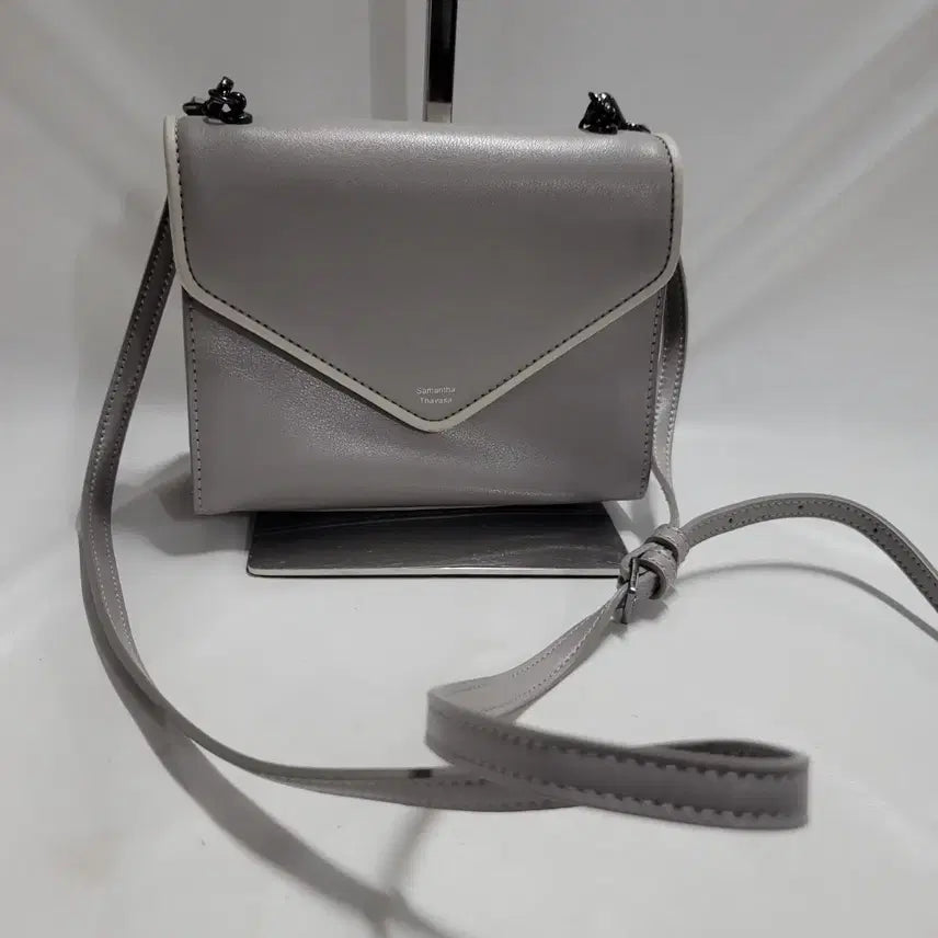 [BUNJANG] Samantha Thavasa Mini Crossbody Bag / 사만다타바사 미니크로스백/g2047