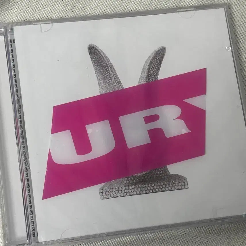 [BUNJANG] Now I'm Young Luxury Tape Sealed / 나우아임영 럭서리 테이프 미개봉
