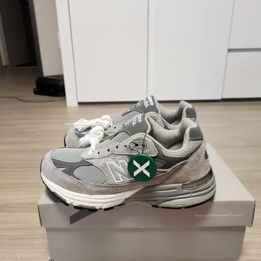 [BUNJANG] New Balance 993 Made in USA Grey MR993GL Sneakers (Size 250) / [새상품/250] 뉴발란스 993 메이드 인 USA 그레이 MR993GL