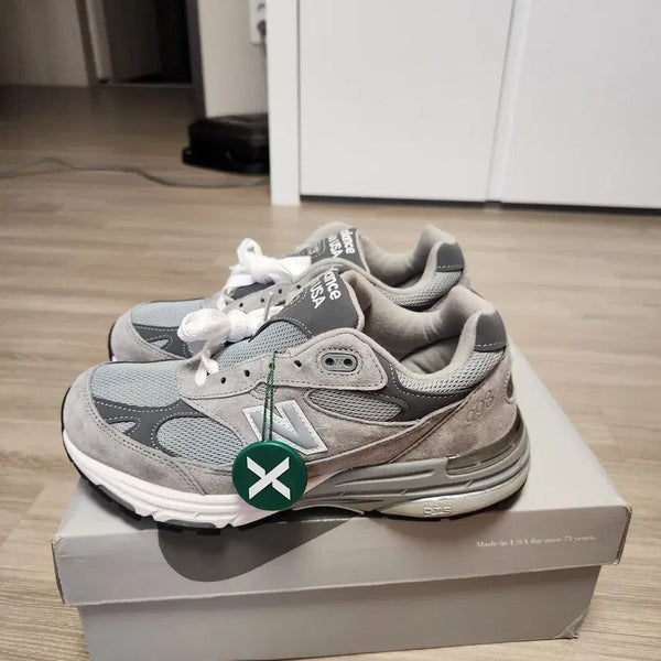 [BUNJANG] New Balance 993 Made in USA Grey MR993GL Sneakers (Size 250) / [새상품/250] 뉴발란스 993 메이드 인 USA 그레이 MR993GL