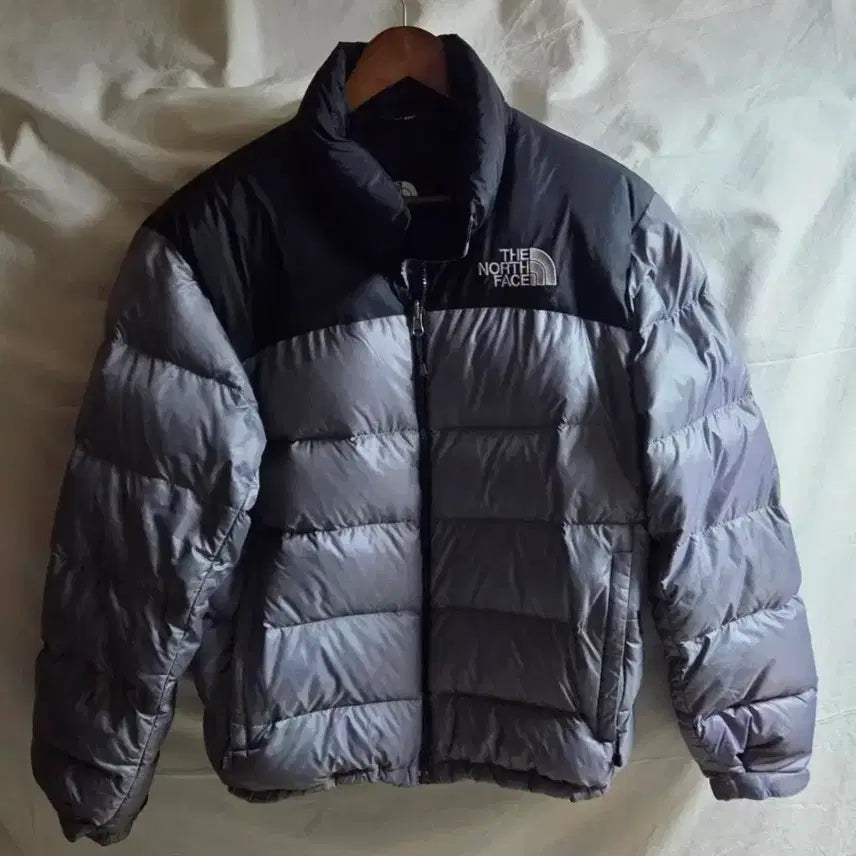 [BUNJANG] The North Face 700 Fill Goose Down NUPTSE Puffer Jacket Black/Gray M / 노스페이스 700 눕시 패딩 블랙/그레이 M