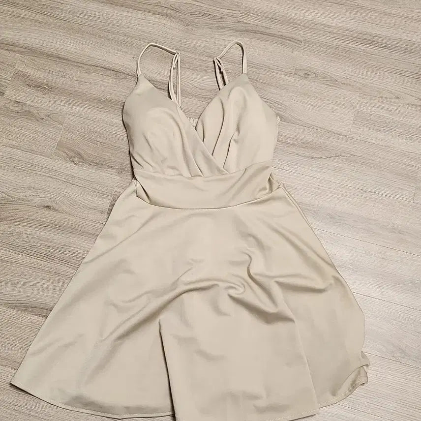 [BUNJANG] Beige Mini Slip Dress / 베이지 슬립 드레스