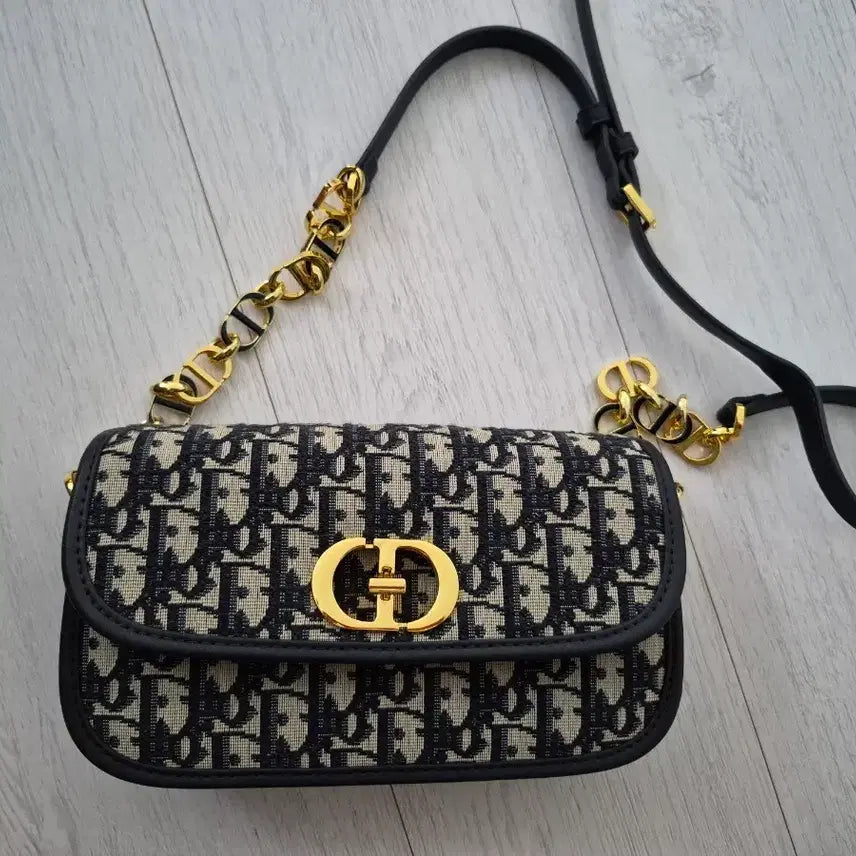 [BUNJANG] Dior CD Canvas Shoulder Bag / CD 캔버스 숄더백