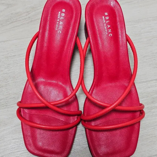 [BUNJANG] Red Strap Sandals Women's Shoes / 스트랩 샌들 레드 여자 구두