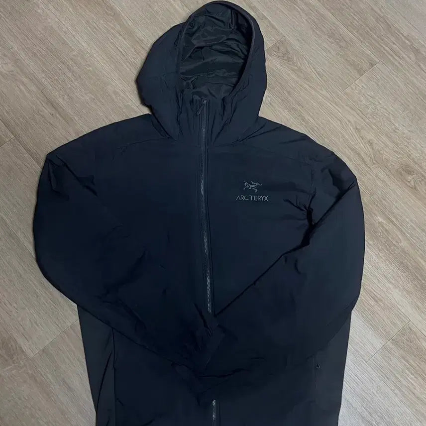 [BUNJANG] Arc'teryx Atom Hoodie Black L / 아크테릭스 아톰 후디 블랙 L사이즈