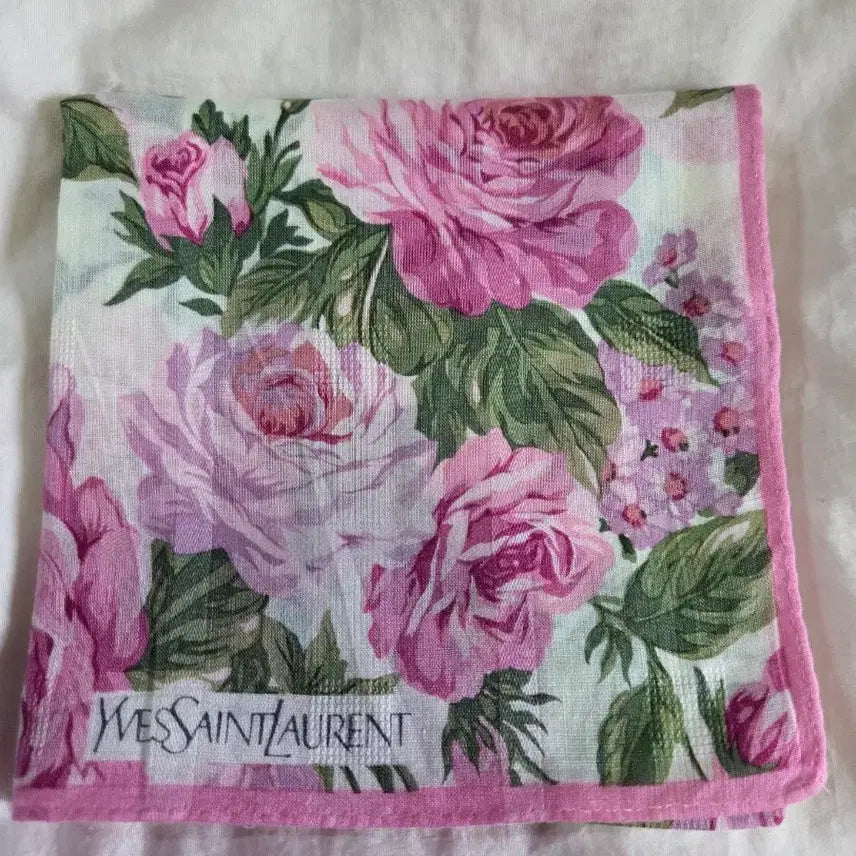 [BUNJANG] Yves Saint Laurent Pink Flower Pattern Handkerchief / 입생로랑 손수건 핑크 플라워 패턴