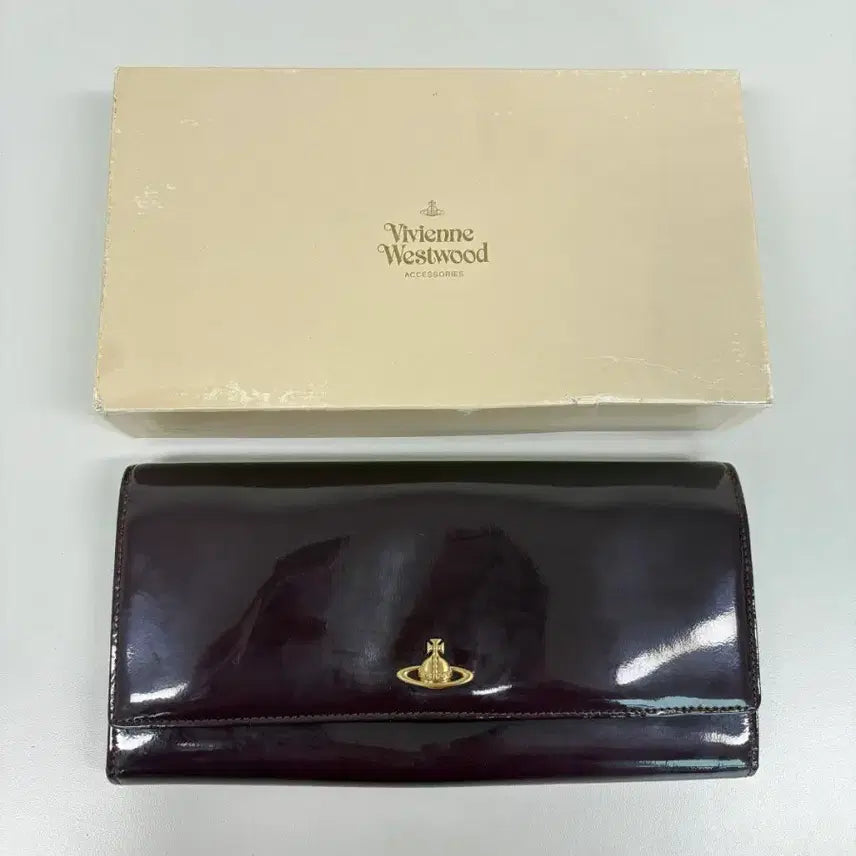 [BUNJANG] Vivienne Westwood Patent Leather Travel Clutch Bag / [정품] 비비안웨스트우드 페이턴트 레더 트래블 클러치백