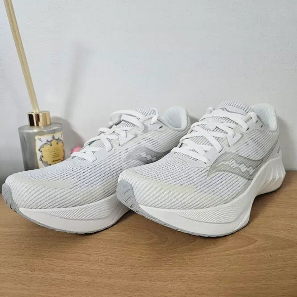 [BUNJANG] Saucony Tide 2 Running Shoes Size 230 New / 써코니 타이드2 230사이즈 런닝화 새제품(택포)