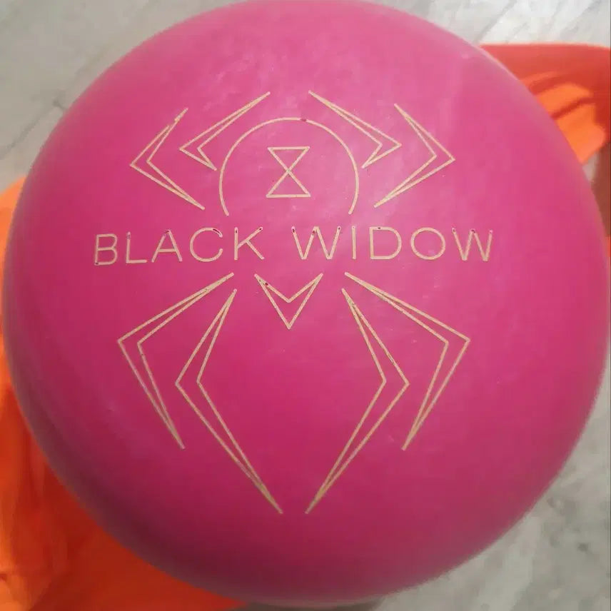 [BUNJANG] Hammer Widow Pink Urethane Bowling Ball 15lb (Left Hand) / 볼링~ 햄머 위도우 핑크 우레탄 볼링공 15파운드 (왼손)
