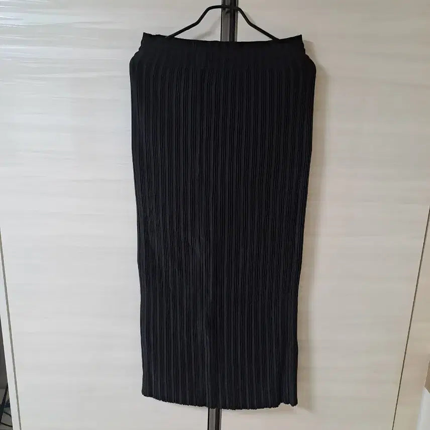 [BUNJANG] The Cashmere Black Pleated H-Line Long Skirt / 한섬 더 캐시미어  블랙 플리츠 H롱스커트