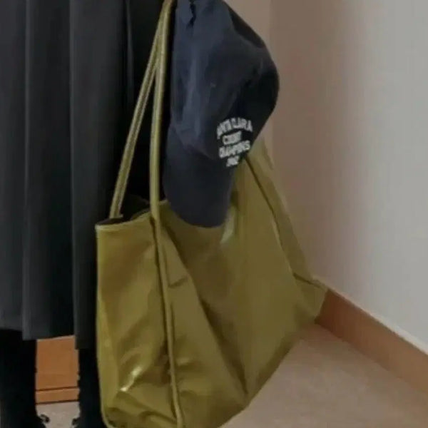 [BUNJANG] Khaki Shoulder Bag / 카키색 숄더백