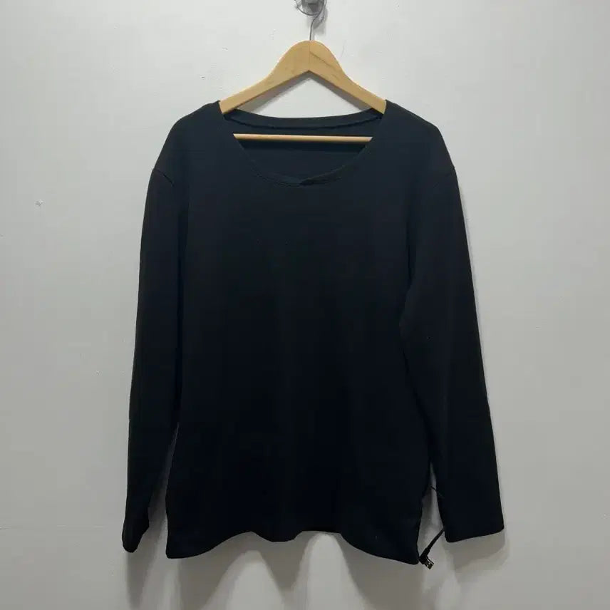 [BUNJANG] USB Heated Long Sleeve Sweatshirt (Battery Not Included) - L / 블랙 긴팔 맨투맨 USB 온열 발열 맨투맨 L[ 배터리없음]