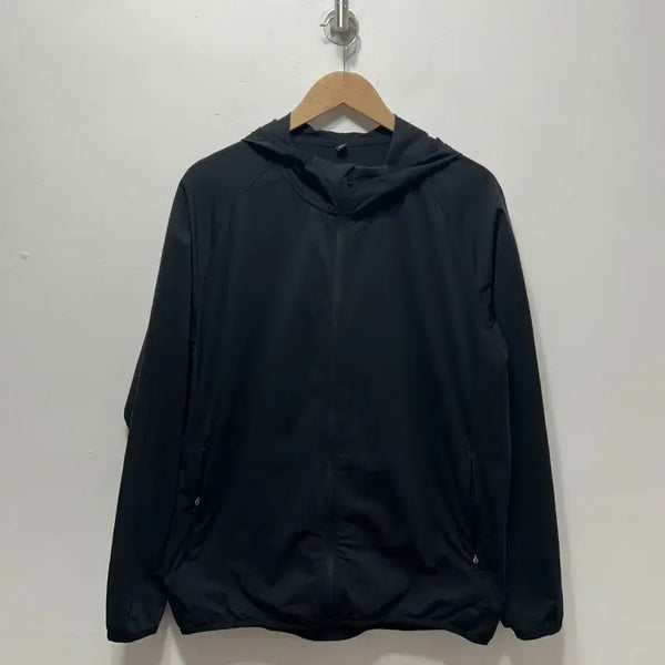 [BUNJANG] Uniqlo Men's Black Hooded Zip-Up Jacket XL / 유니클로 여름 남성 XL 후드 집업 블랙