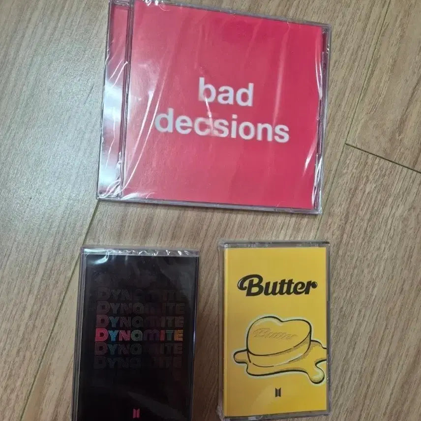 [BUNJANG] BTS Billboard Commemorative 'Bad Decisions' CD, 'Dynamite' & 'Butter' Cassette Tapes / BTS 빌보드기념 굿즈