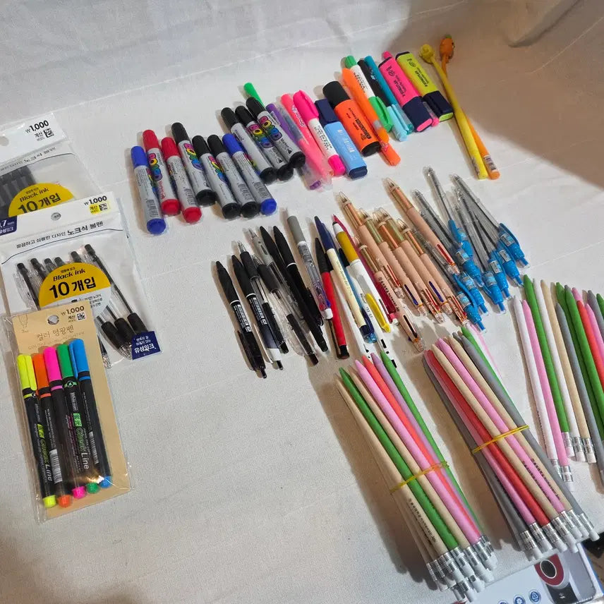 [BUNJANG] Assorted Pens and Markers Bundle / 볼펜 삼색펜 싸인펜 보드마카 사무용품 필기구 모두 일괄