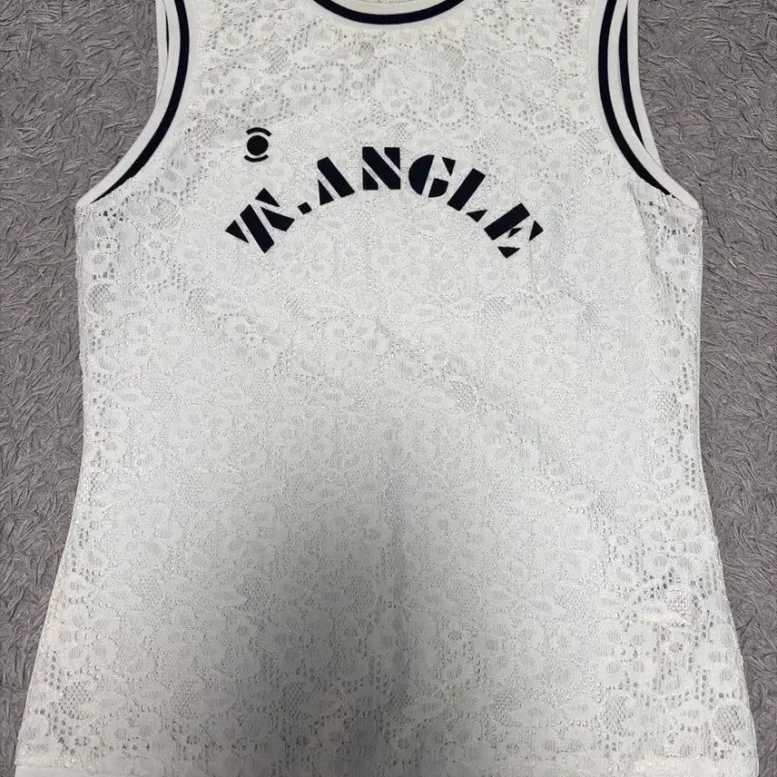 [BUNJANG] WIDE ANGLE Women's Sleeveless T-Shirt Size 85 / 와이드앵글 여성 민소매 티셔츠 85