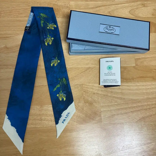 [BUNJANG] Prada Twill Skinny Scarf 100% Silk / 프라다 트윌 스키니 스카프/ 100%실크