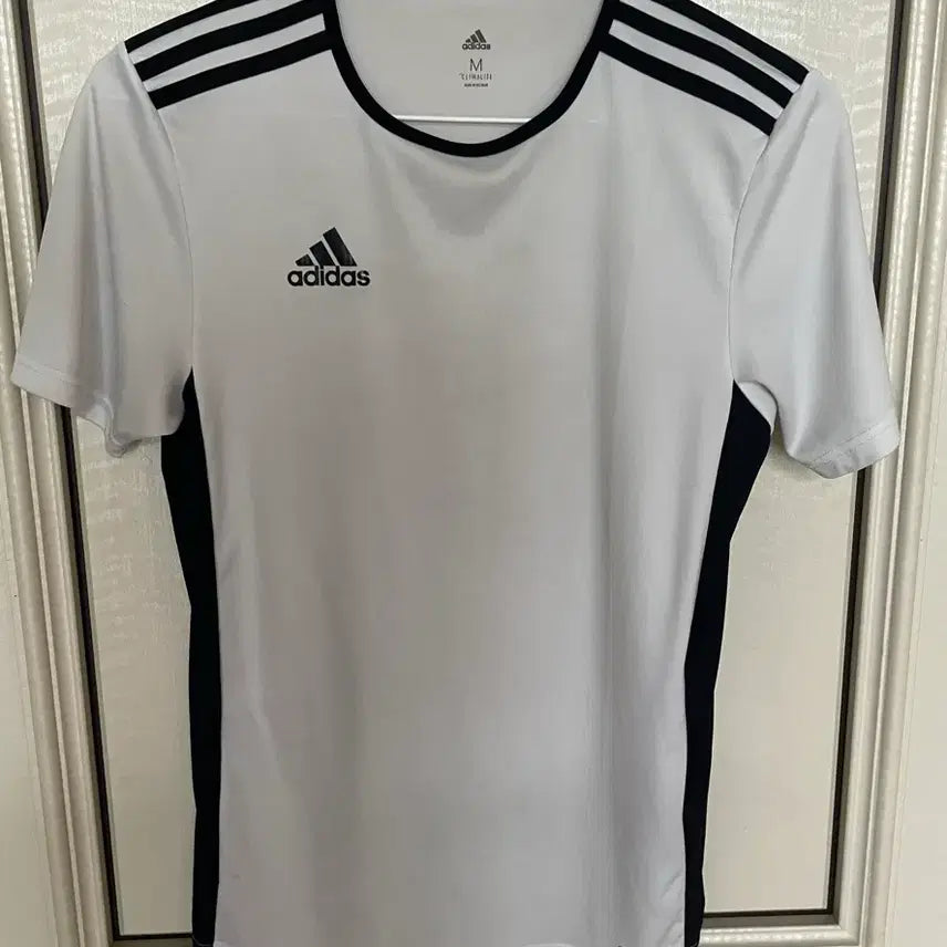 [BUNJANG] Adidas ClimaLite Short Sleeve T-Shirt - White/Black / 아디다스 반팔티