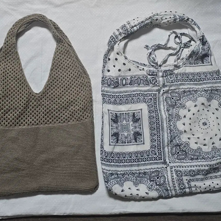 [BUNJANG] Knit Shoulder Bag & Paisley Shoulder Bag Bundle Set / 니트 숄더백 & 페이즐리 숄더백 2st 일괄판매