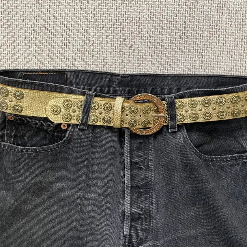 [BUNJANG] Vintage Western Studded Gold Concho Leather Belt / 빈티지 웨스턴 스터드 골드콘초 레더 벨트