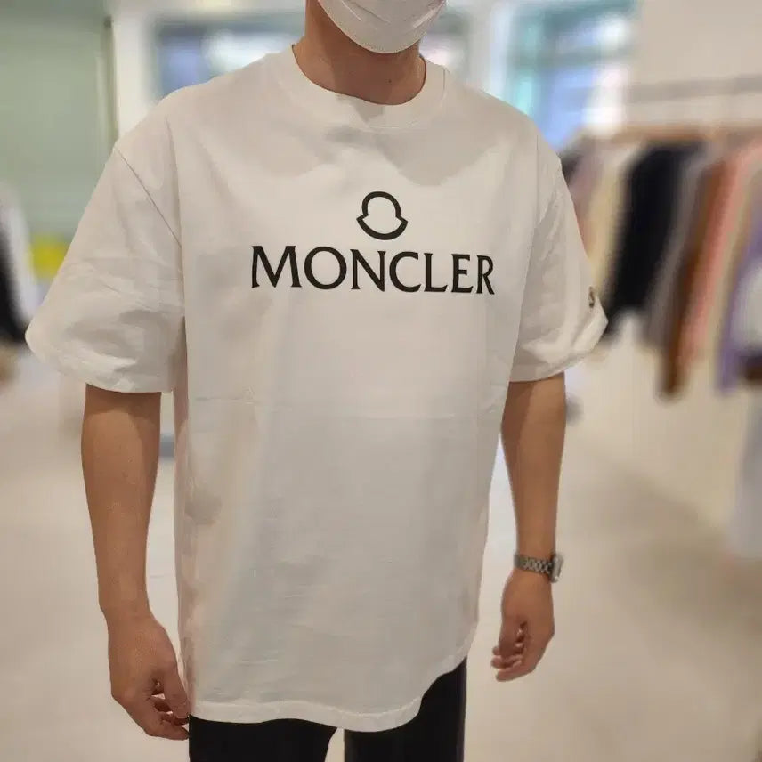 [BUNJANG] Monk Short Sleeve T-Shirt - White / 수입의류)몽 반팔 티셔츠 화이트