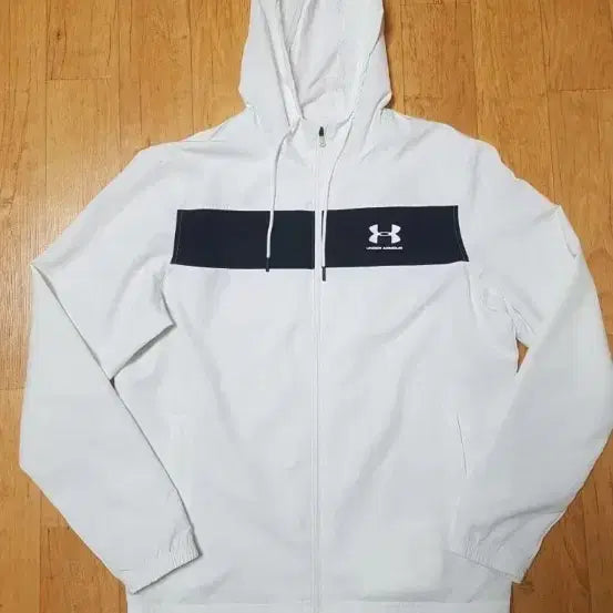 [BUNJANG] Under Armour White Lightweight Cold Gear Mesh Jacket / (정품/매장판/새상품급)언더아머 냉감 안감 메시 화이트 경량 자켓