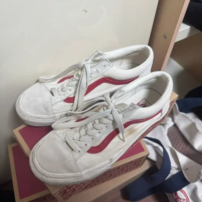 [BUNJANG] Vans Style 36 Sneakers / 반스 스타일 36