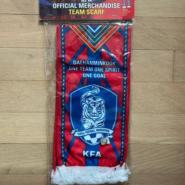 [BUNJANG] KFA Official 2014 Brazil World Cup Red Devils Scarf (Sealed) / [미개봉/KFA정품] 2014 브라질 월드컵 붉은악마 공식 머플러