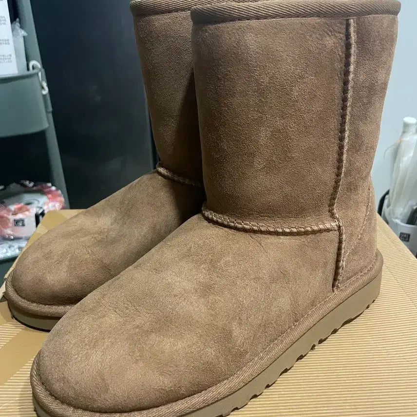 [BUNJANG] UGG Kids Classic Boots Chestnut (Women's 225) / 1회 착용) UGG 키즈 클래식 어그 부츠 / 성인 225 착용 가능 체