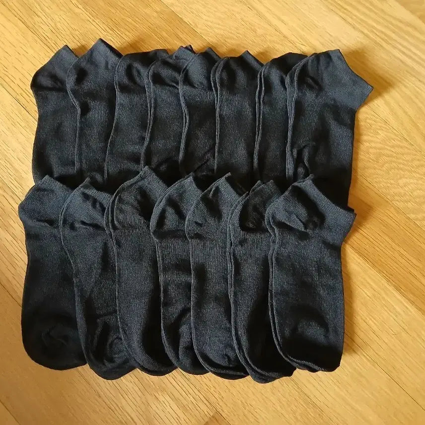 [BUNJANG] 16 Pairs Black Socks / 블랙 양말 16켤레