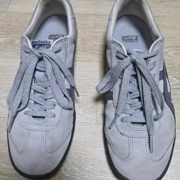 [BUNJANG] Onitsuka Tiger Tokuten Sneakers / 오니츠카타이거 토쿠텐 260