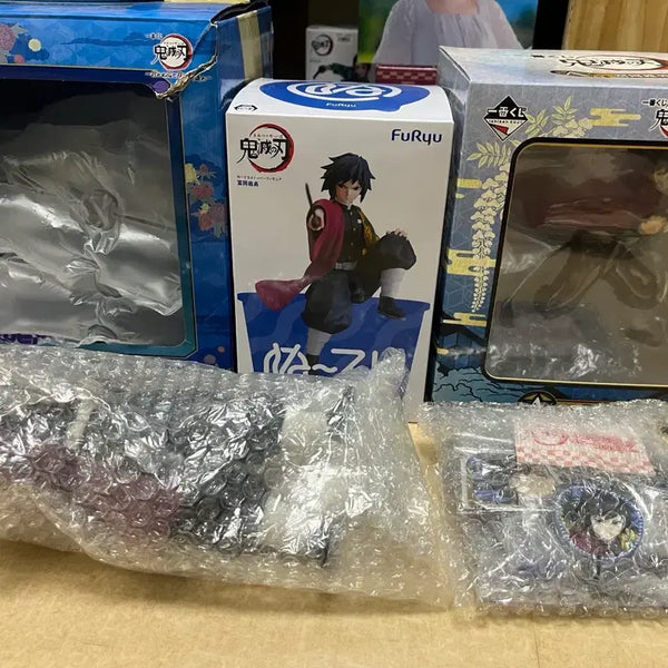[BUNJANG] Demon Slayer Giyu Figure Bundle / 귀칼 기유 피규어 굿즈 일괄