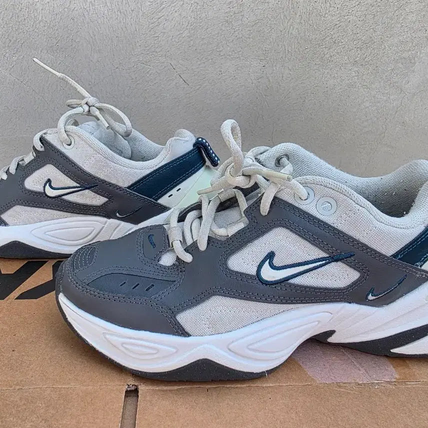 [BUNJANG] Nike M2K Tekno Grey White (225) / 나이키 M2K 테크노 그레이 화이트 225 상태좋음