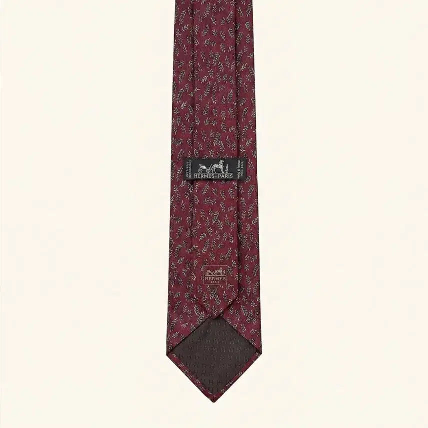 [BUNJANG] Hermes Silk Necktie Burgundy Leaf Pattern / 정품 에르메스 실크 넥타이 (버건디 나뭇잎 패턴)