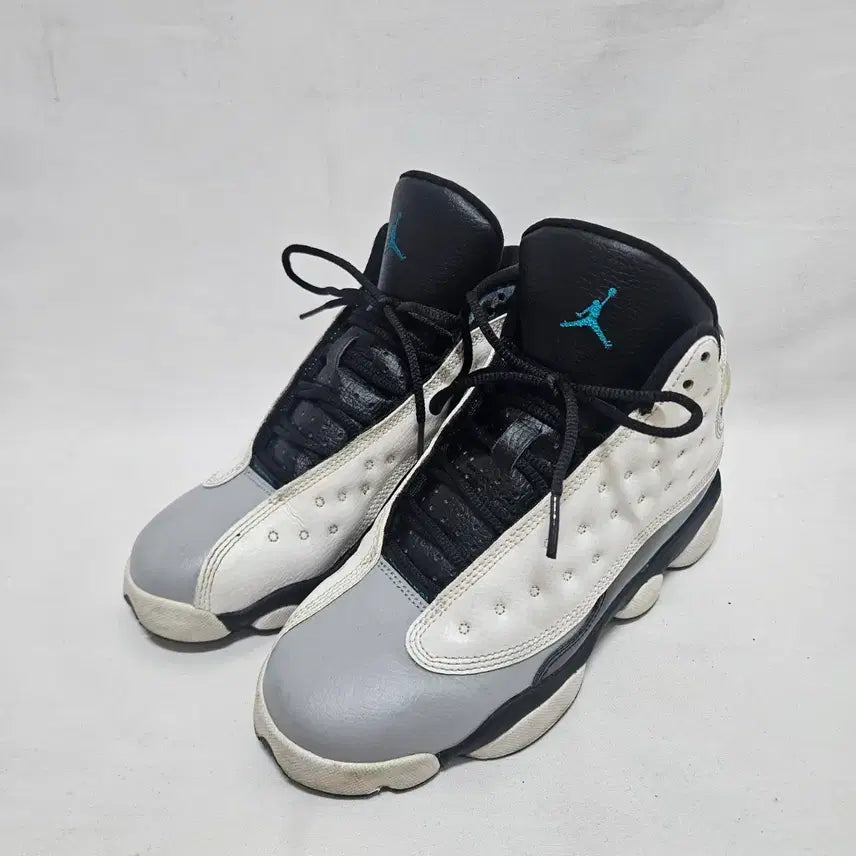 [BUNJANG] Nike Jordan 13 Retro Barons Sneakers (235) / 나이키 조던13 레트로 바론스 농구화 스니커즈 235