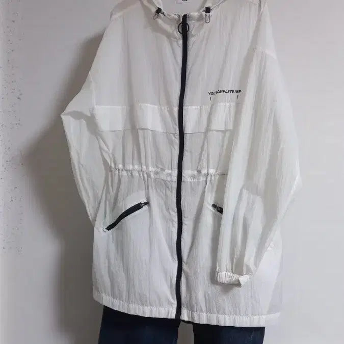 [BUNJANG] Unisex White Windbreaker Jumper (Size 66-77) / 남녀공용 화이트 바람막이 점퍼 66~77