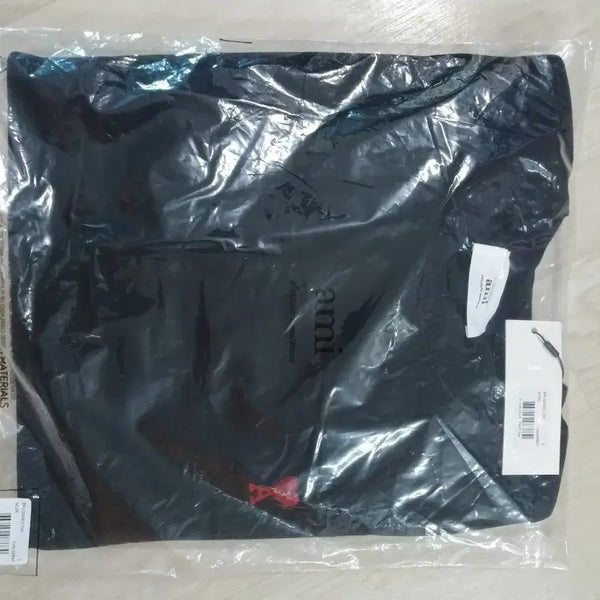 [BUNJANG] AMI Black Sweatshirt L / 아미 맨투맨 블랙 L사이즈