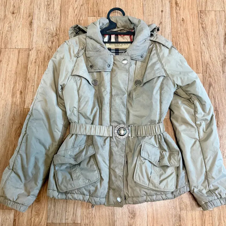 [BUNJANG] Burberry Brit Women's Padded Belted Jumper (Light Khaki Beige) / 버버리 브릿 여성 패딩 연카키 베이지 벨트 점퍼