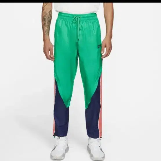[BUNJANG] Nike ACG Giannis Collaboration Training Pants / 나이키 ACG 야니스 콜라보 트레이닝 팬츠