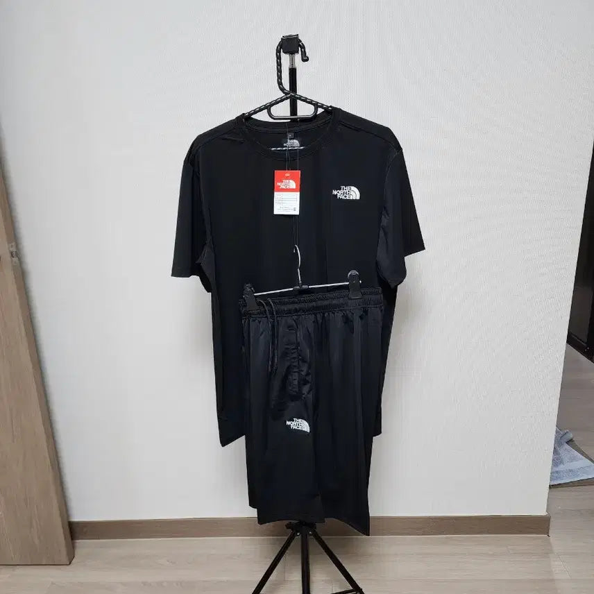 [BUNJANG] The North Face Men's Cooling Shorts Set - Black / 노스페이스 남성여름 냉감반바지세트 블랙 100