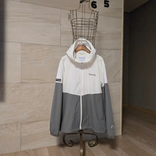 [BUNJANG] Discovery Men's Hooded Windbreaker Jacket / [105] 디스커버리 남성 후드 바람막이 자켓