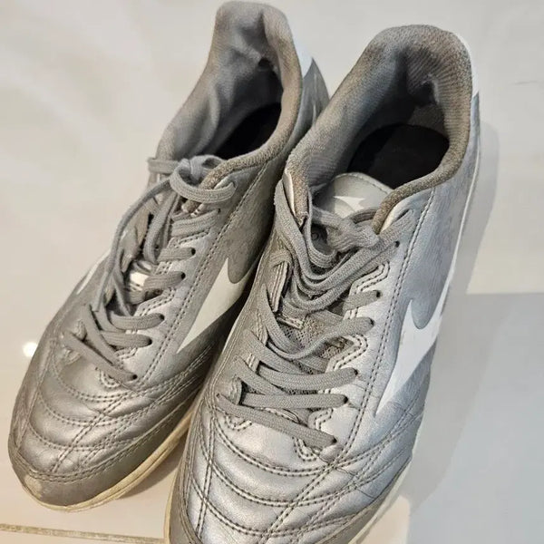 [BUNJANG] Mizuno Monarcida Neo Futsal Shoes Silver / 미즈노 모나르시다 네오 풋살화 실버 230