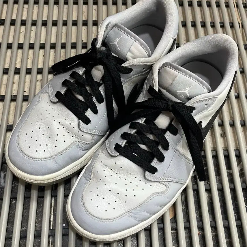 [BUNJANG] Nike Jordan 1 Low Wolf Grey / 나이키 조던1 로우 울프그레이 [270]
