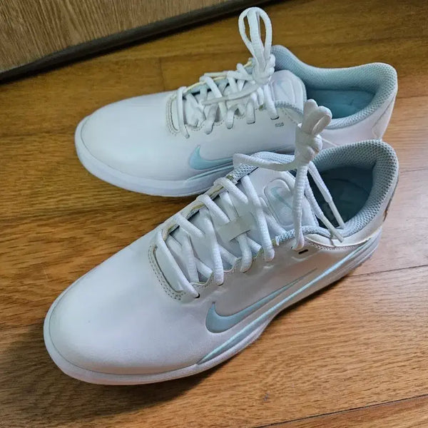 [BUNJANG] Nike Women's Golf Shoes Size 235 / 나이키 여성 골프화 235