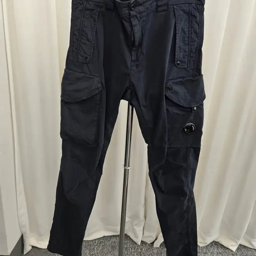 [BUNJANG] CP Company Lens Cargo Pants Black / [35] cp컴퍼니 렌즈 카고팬츠 블랙