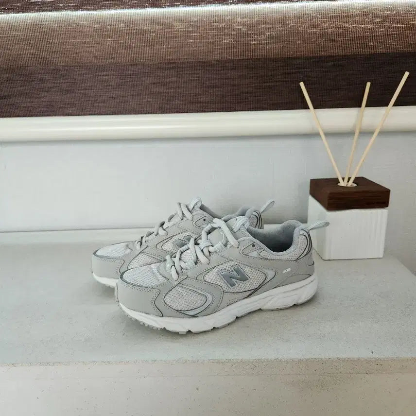 [BUNJANG] New Balance 408 Sneakers Light Grey / 뉴발란스 408 운동화 라이트 그레이