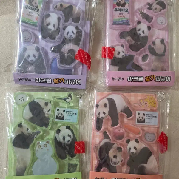 [BUNJANG] Everland Bao Family Acrylic Stacking Figure Set (4 Pieces) / 에버랜드 바오패밀리 아크릴 쌓기 피규어 4종세트