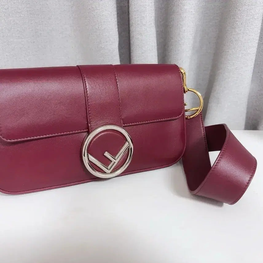 [BUNJANG] Fendi Can I Fit Shoulder Bag Burgundy / 펜디 캔아이에프 숄더백 버건디색상/ 정품
