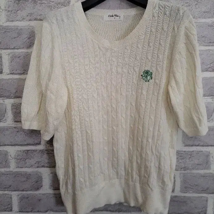 [BUNJANG] Kissing Haring Ivory Cable Knit Short Sleeve T-Shirt M / 키스해링 아이보리 케이블 반팔니트M/알뜰한여우